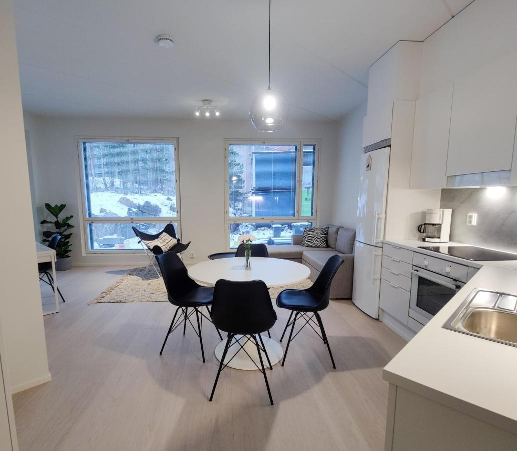 Peaceful Nordic Home For 5 / Near City And Airport Хелзинки Екстериор снимка